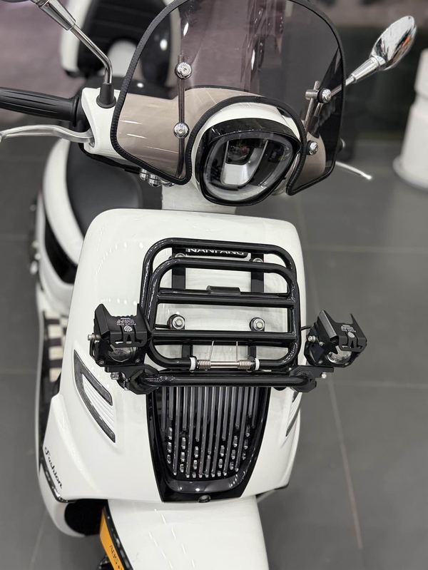 二手南方梦拉丽莎 飞戈