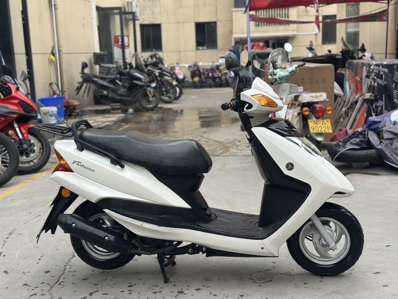 二手建设雅马哈凌鹰100 ZY100T-12