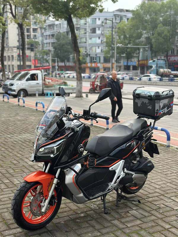 二手QJMOTOR鸿150ADV