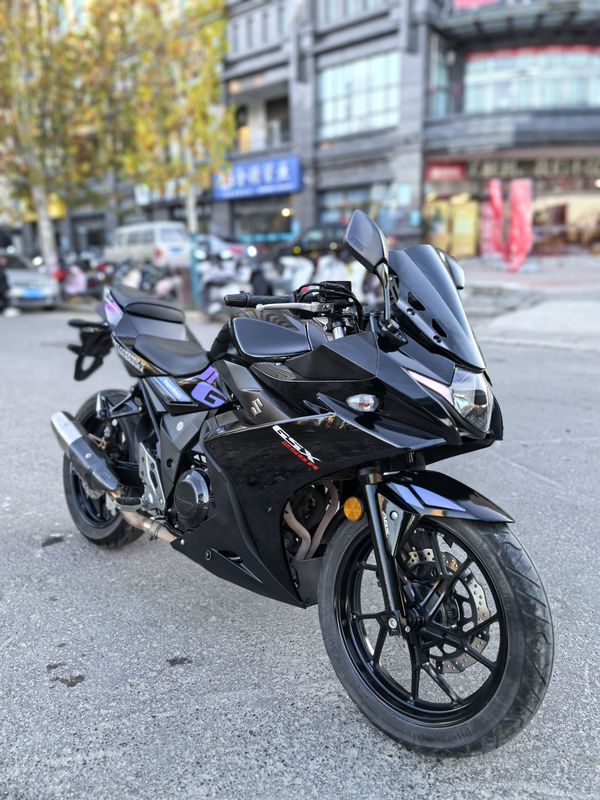 二手豪爵铃木GSX250R