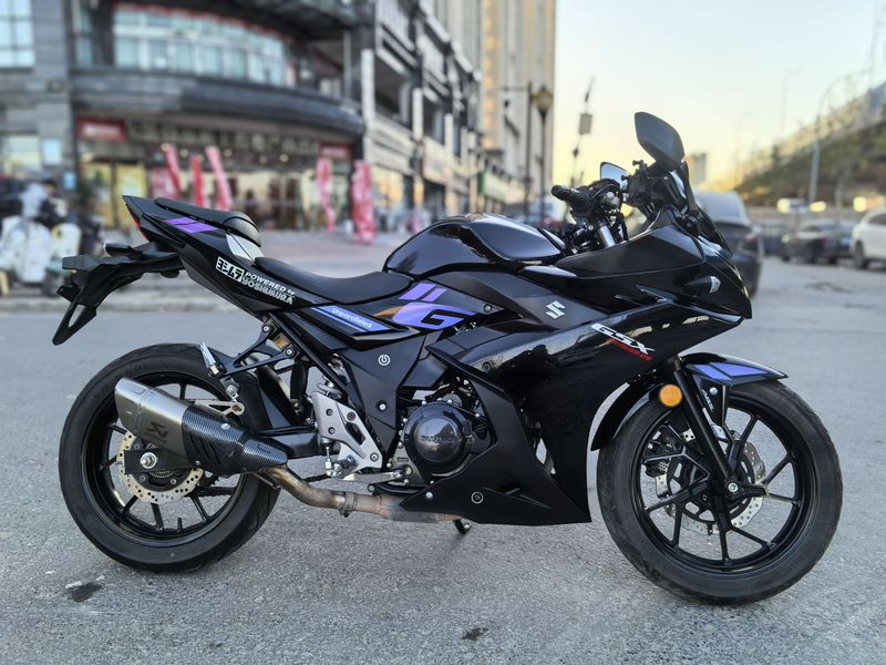二手豪爵铃木GSX250R