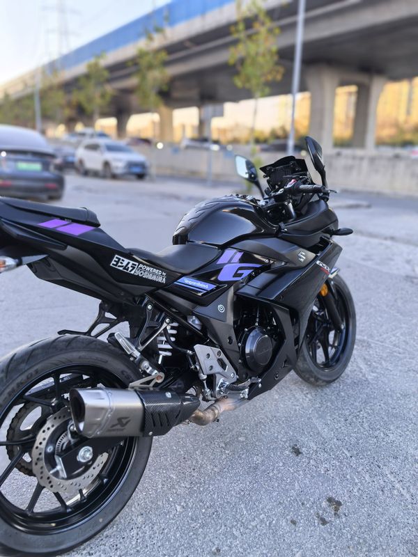 二手豪爵铃木GSX250R