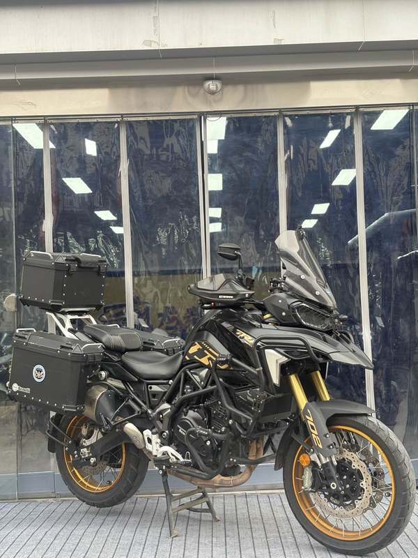 二手贝纳利TRK702