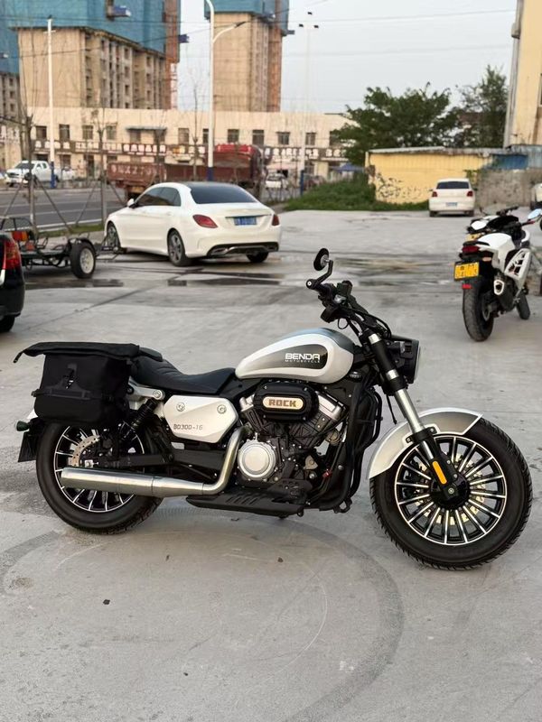 二手奔达Rock300 灰石