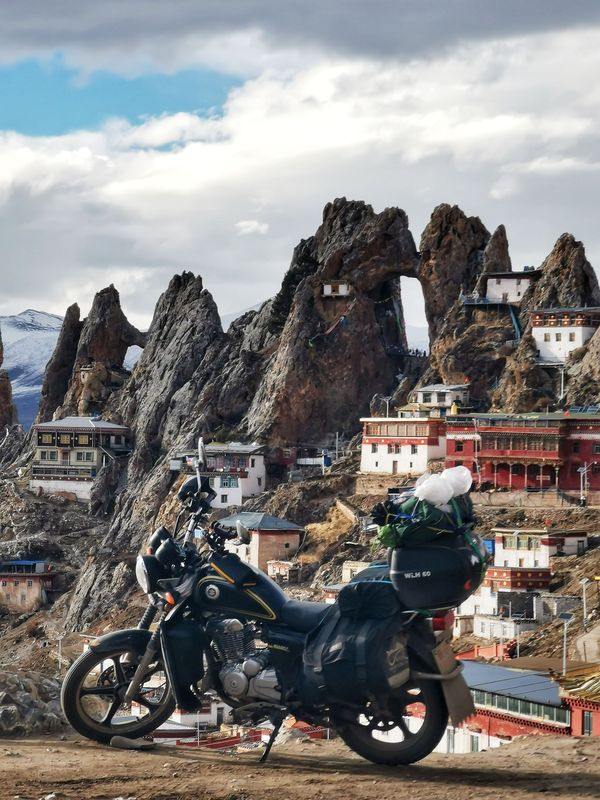 二手济南铃木悍道150