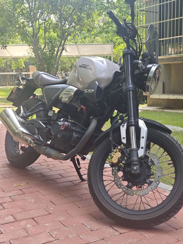 二手五羊本田鸷道 CB190SS