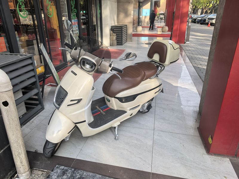 二手南方梦拉丽莎 飞戈