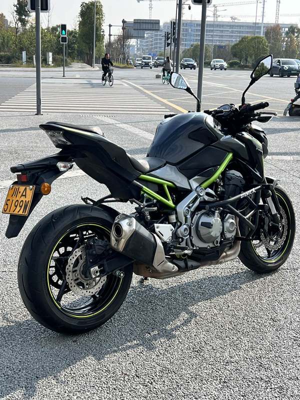 二手川崎Z900
