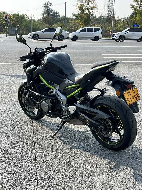 二手川崎Z900