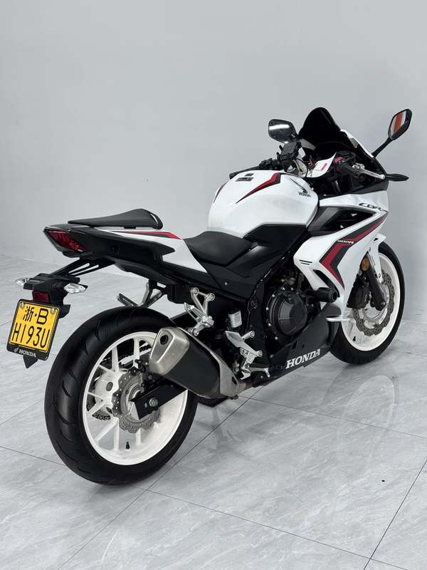二手本田CBR400R