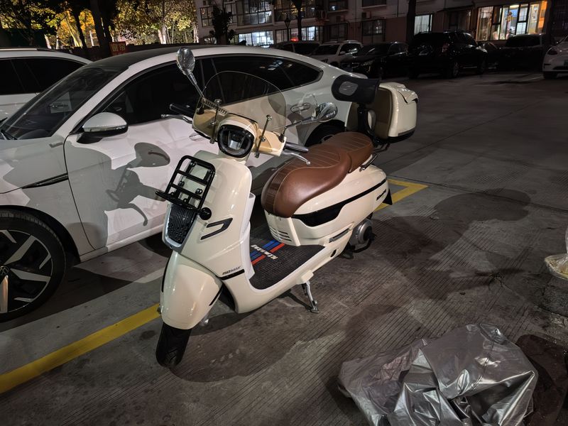 二手南方梦拉丽莎 飞戈