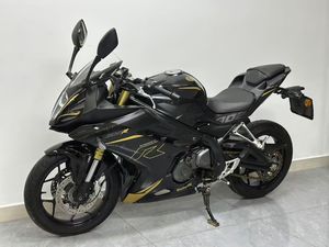 二手贝纳利龙卷风 Tornado 302R