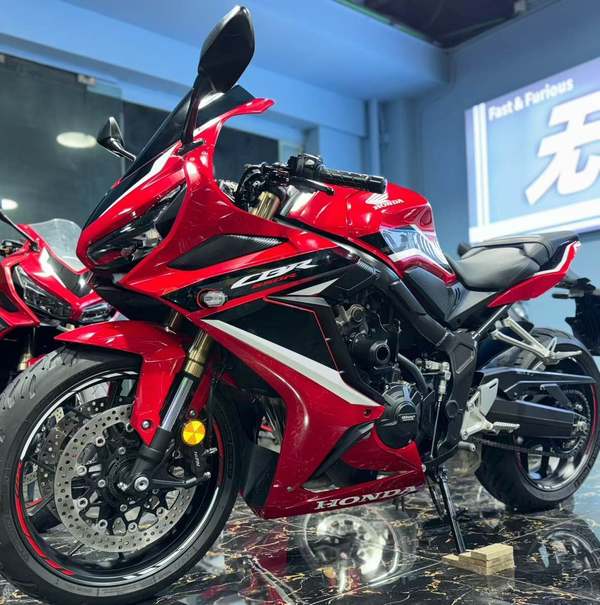 二手本田CBR650R