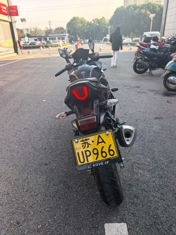 二手豪爵铃木GSX250R