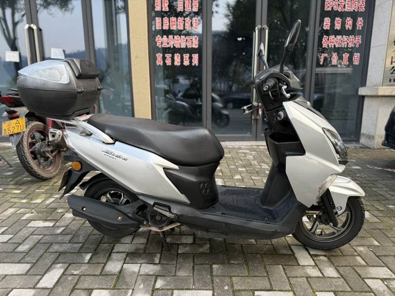 二手济南铃木UY125