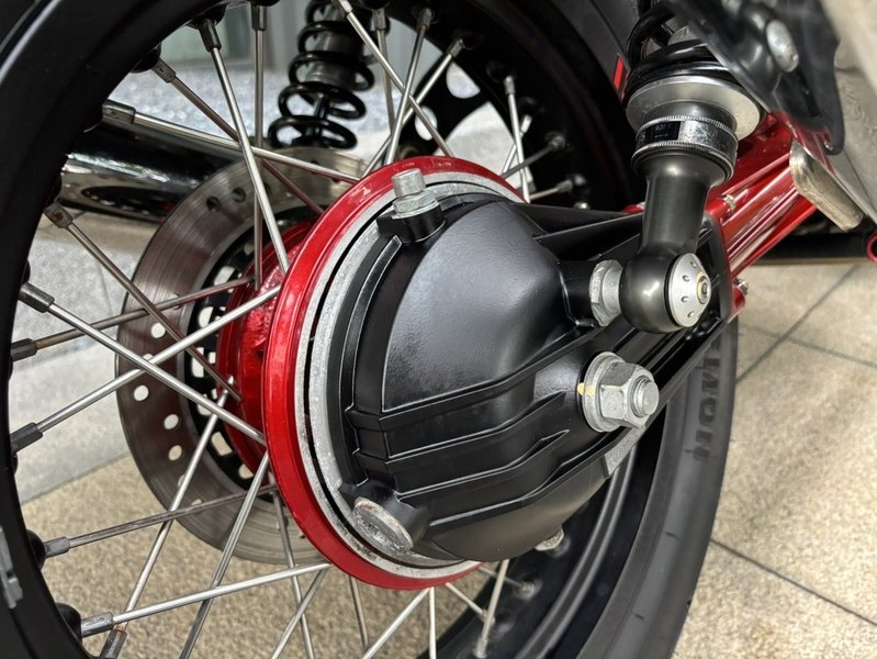 二手摩托古兹V7 II RACER