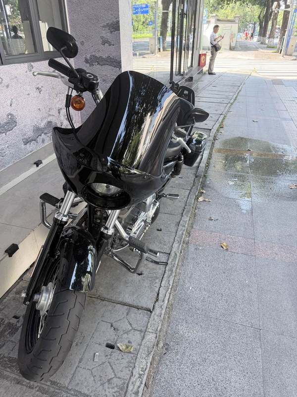 二手哈雷戴维森1200 Custom