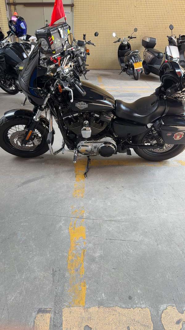 二手哈雷戴维森1200 Custom