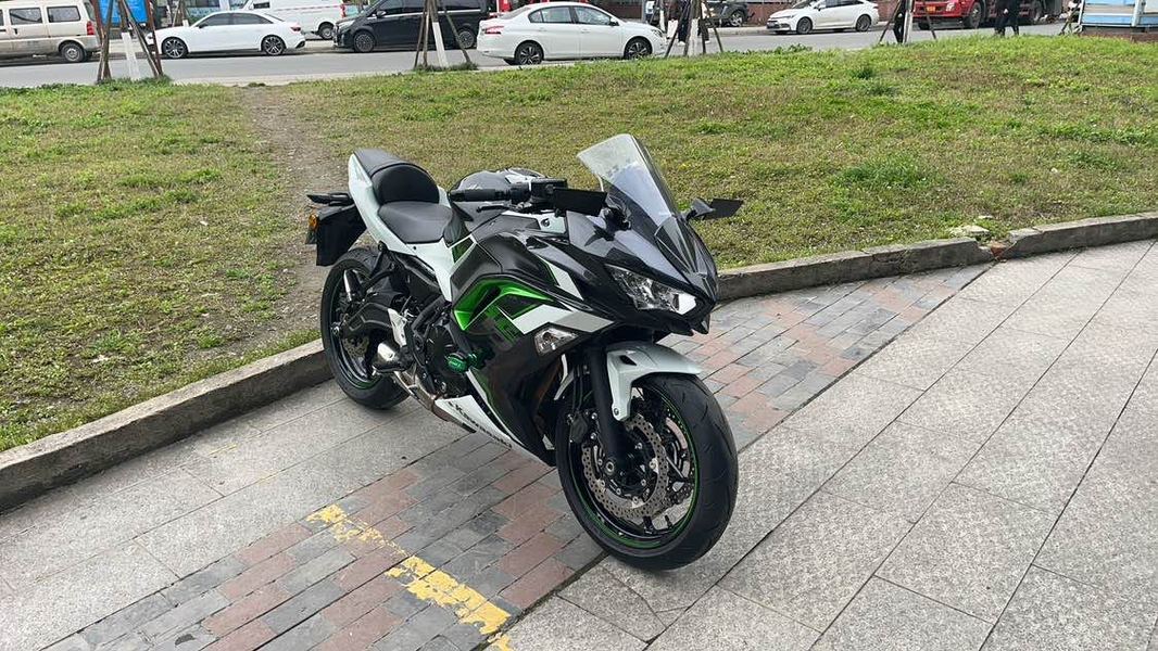 二手川崎Ninja 650 