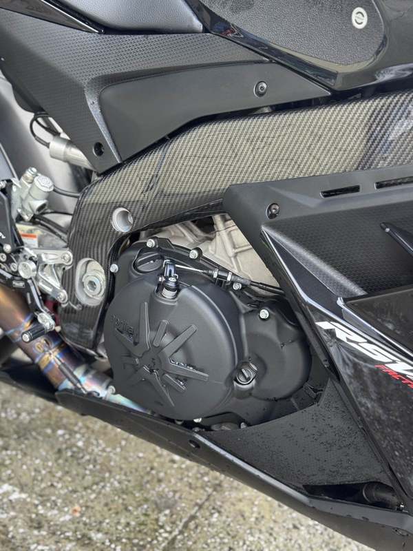 二手阿普利亚RSV4