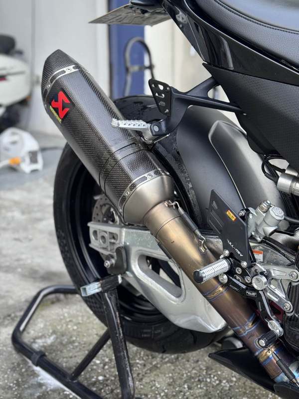 二手阿普利亚RSV4