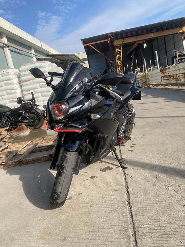 二手豪爵铃木GSX250R