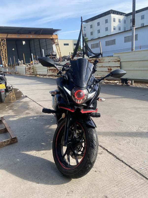 二手豪爵铃木GSX250R