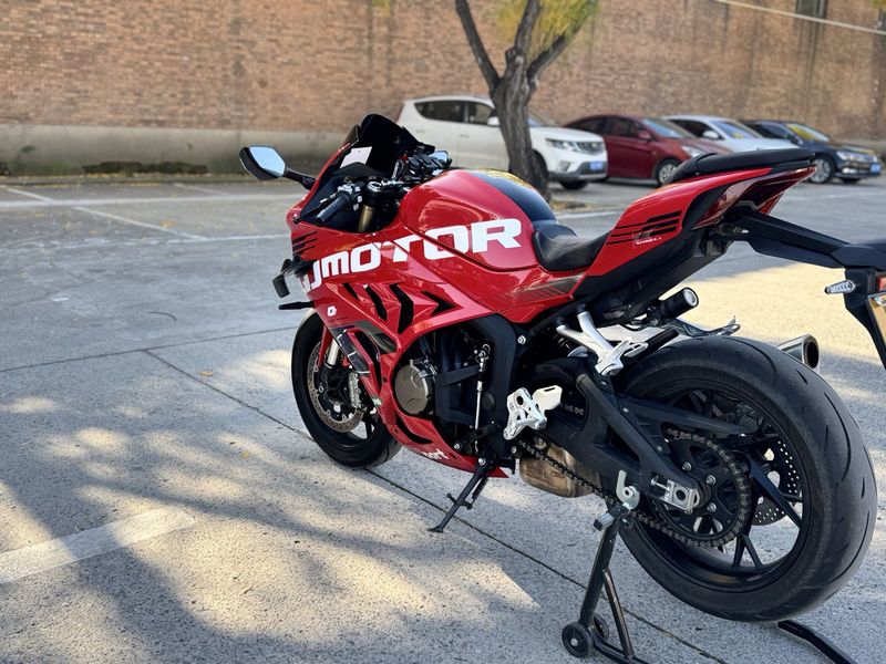 二手QJMOTOR赛800