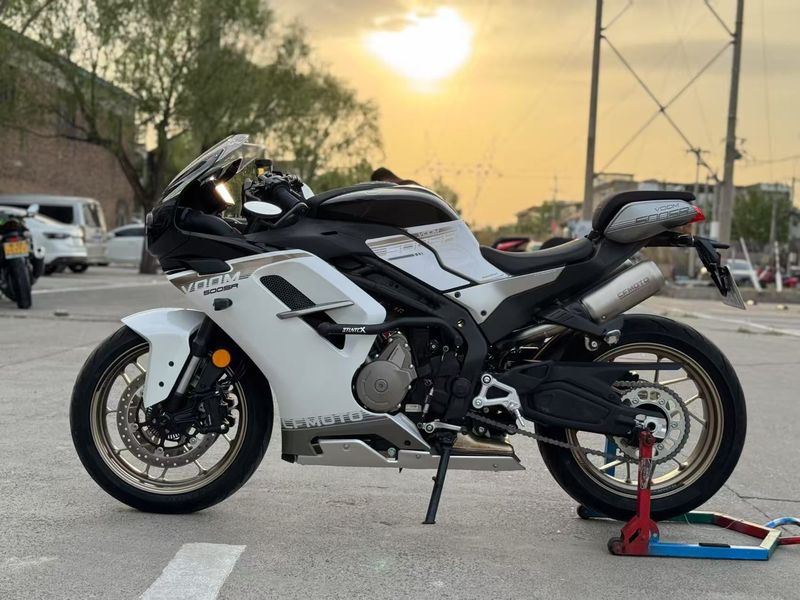 二手春风500SR VOOM