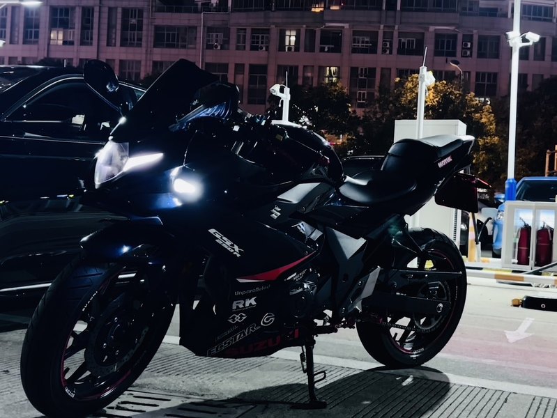 二手豪爵铃木GSX250R