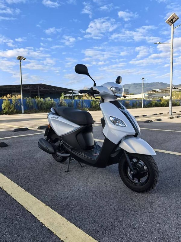 二手建设雅马哈巧格i