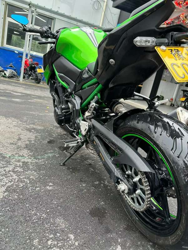 二手川崎Z900