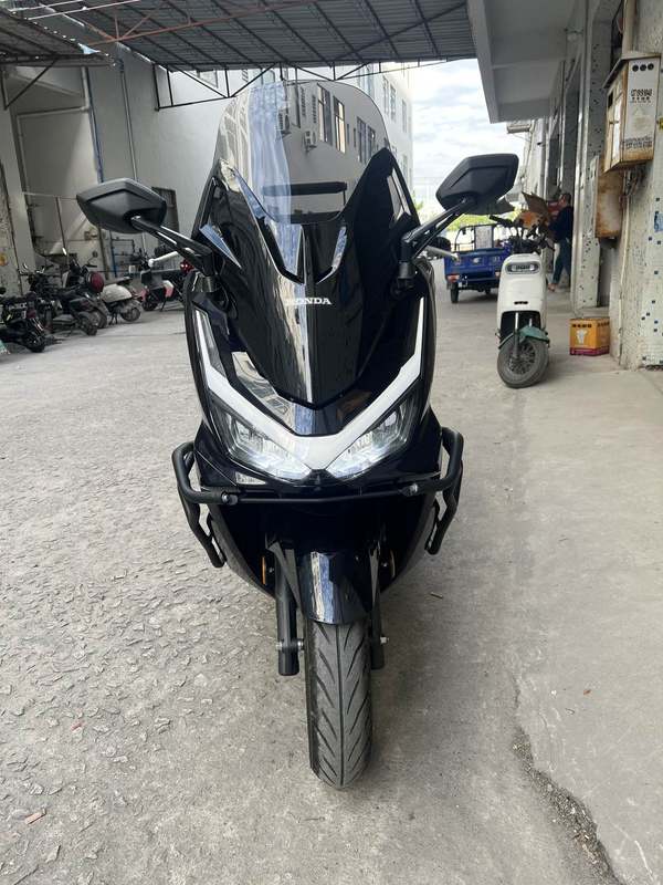 二手五羊本田PCX