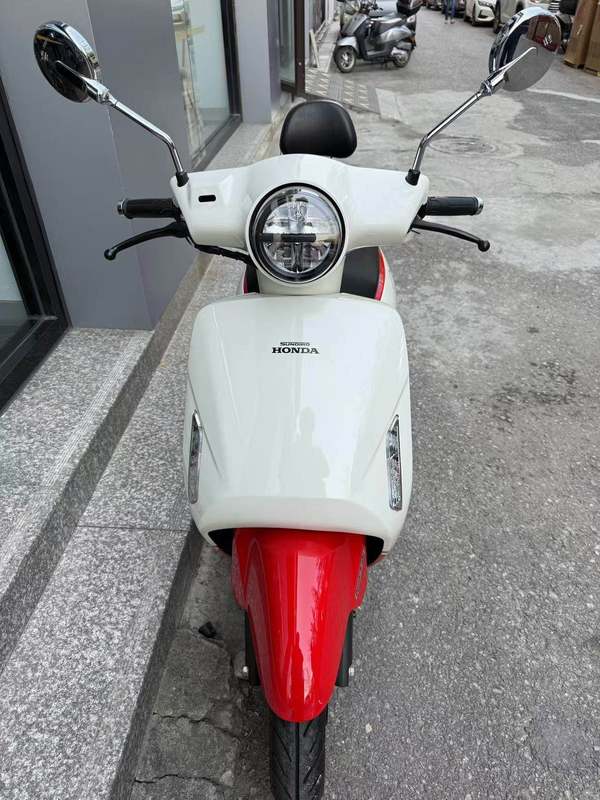 二手新大洲本田NS125LA