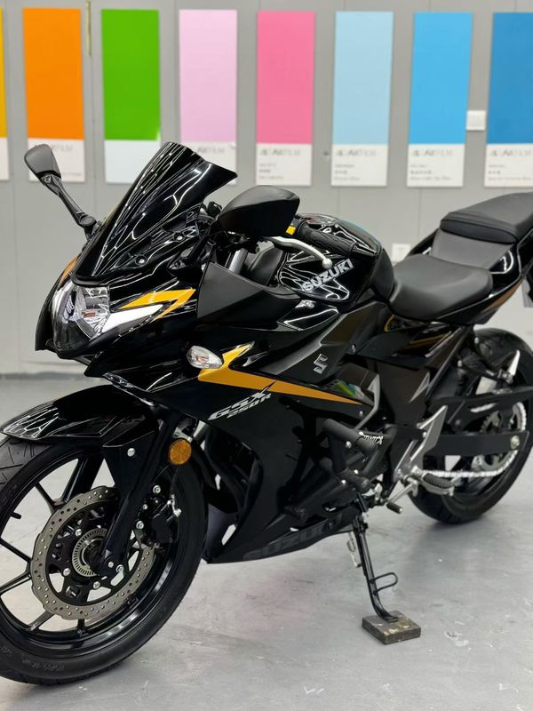 二手豪爵铃木GSX250R