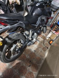 二手五羊本田CB190R 暴锋眼