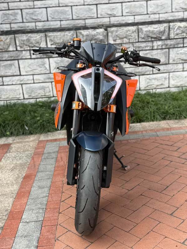 二手KTMR2R1290 Super Duke