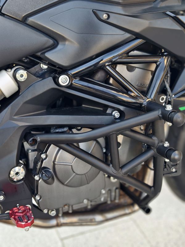 二手贝纳利TNT600i