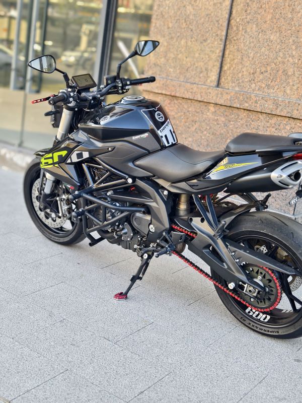 二手贝纳利TNT600i