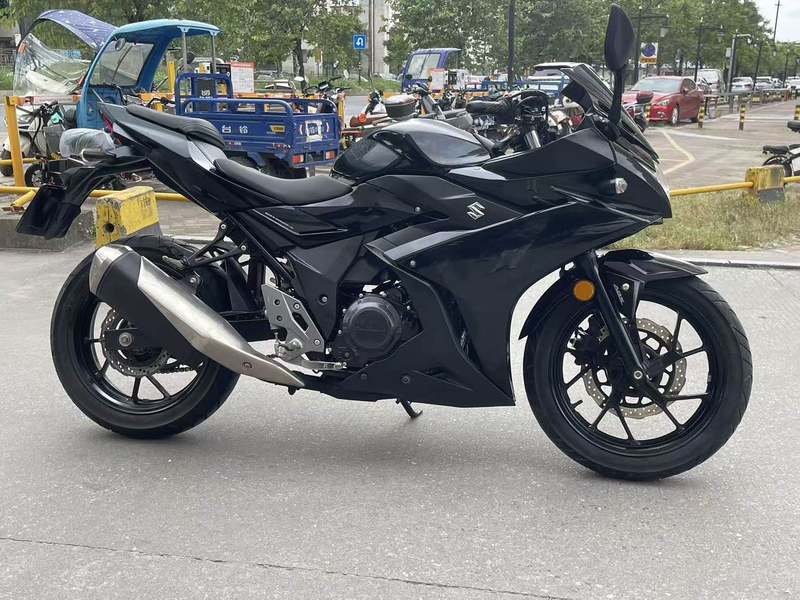 二手豪爵铃木GSX250R