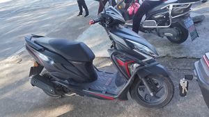 二手新大洲本田裂行 RX125Fi