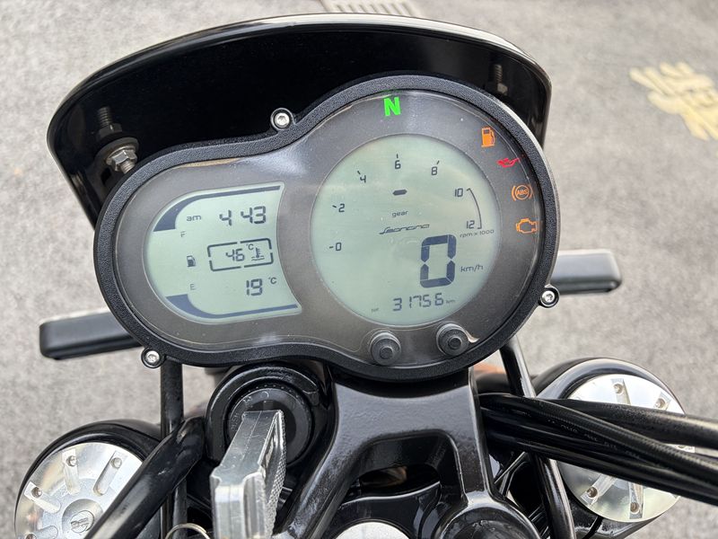 二手贝纳利幼狮 Leoncino 500