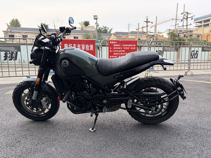 二手贝纳利幼狮 Leoncino 500