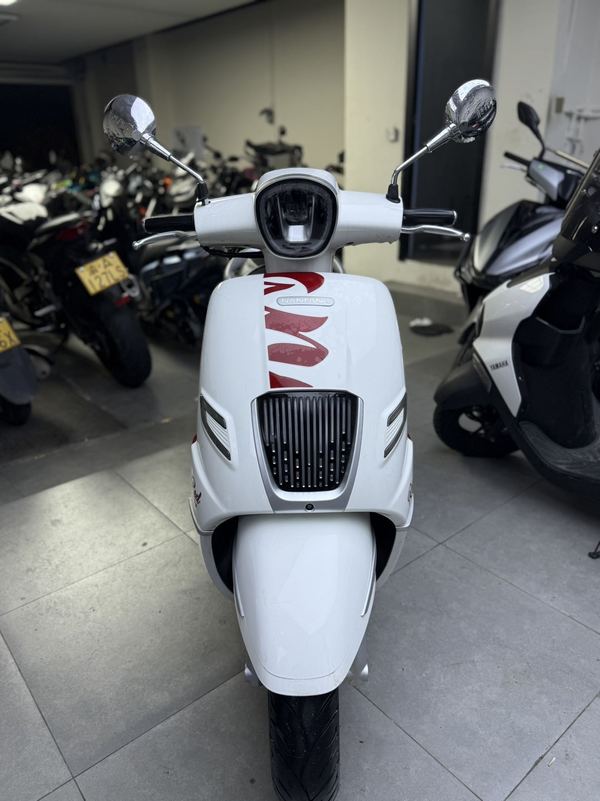 二手南方梦拉丽莎 飞戈