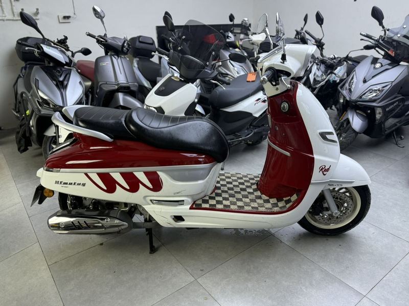 二手南方梦拉丽莎 飞戈