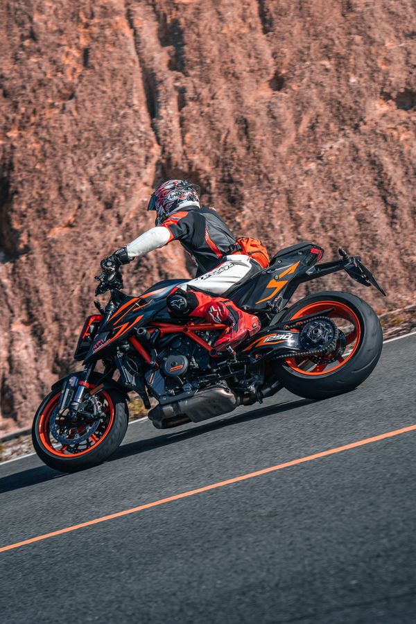 二手KTMR2R1290 Super Duke