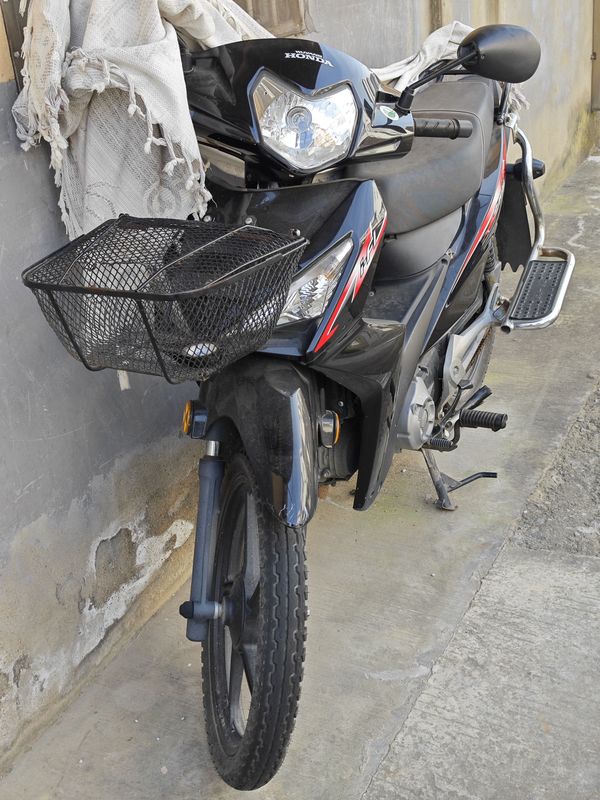 二手五羊本田小火箭125