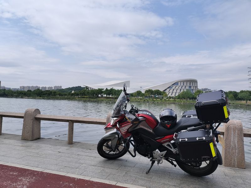 二手五羊本田猛鸷 CB190X