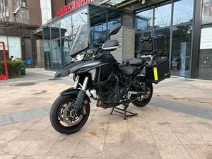 二手贝纳利TRK702