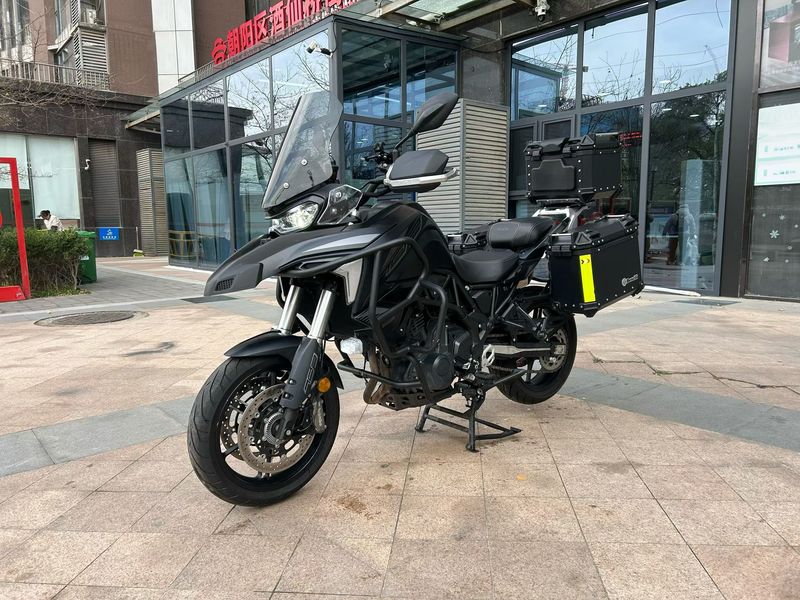 二手贝纳利TRK702